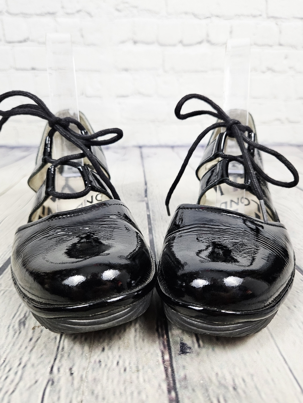 FLY LONDON | Yett patent leather lace-up wedge heel shoes - Picture 6 of 13